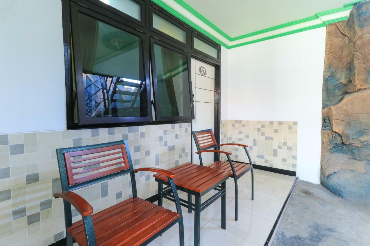 Naga Mas Hotel Mojokerto Exterior foto